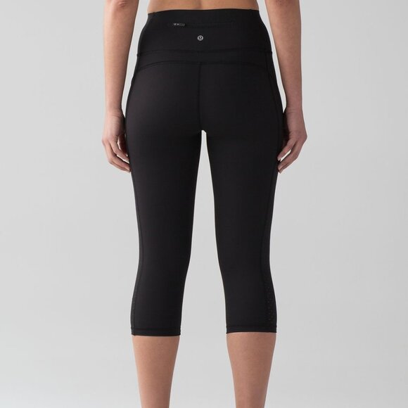 Lululemon | Mind Over Miles Crop Legging in Black 17" - Picture 2 of 14